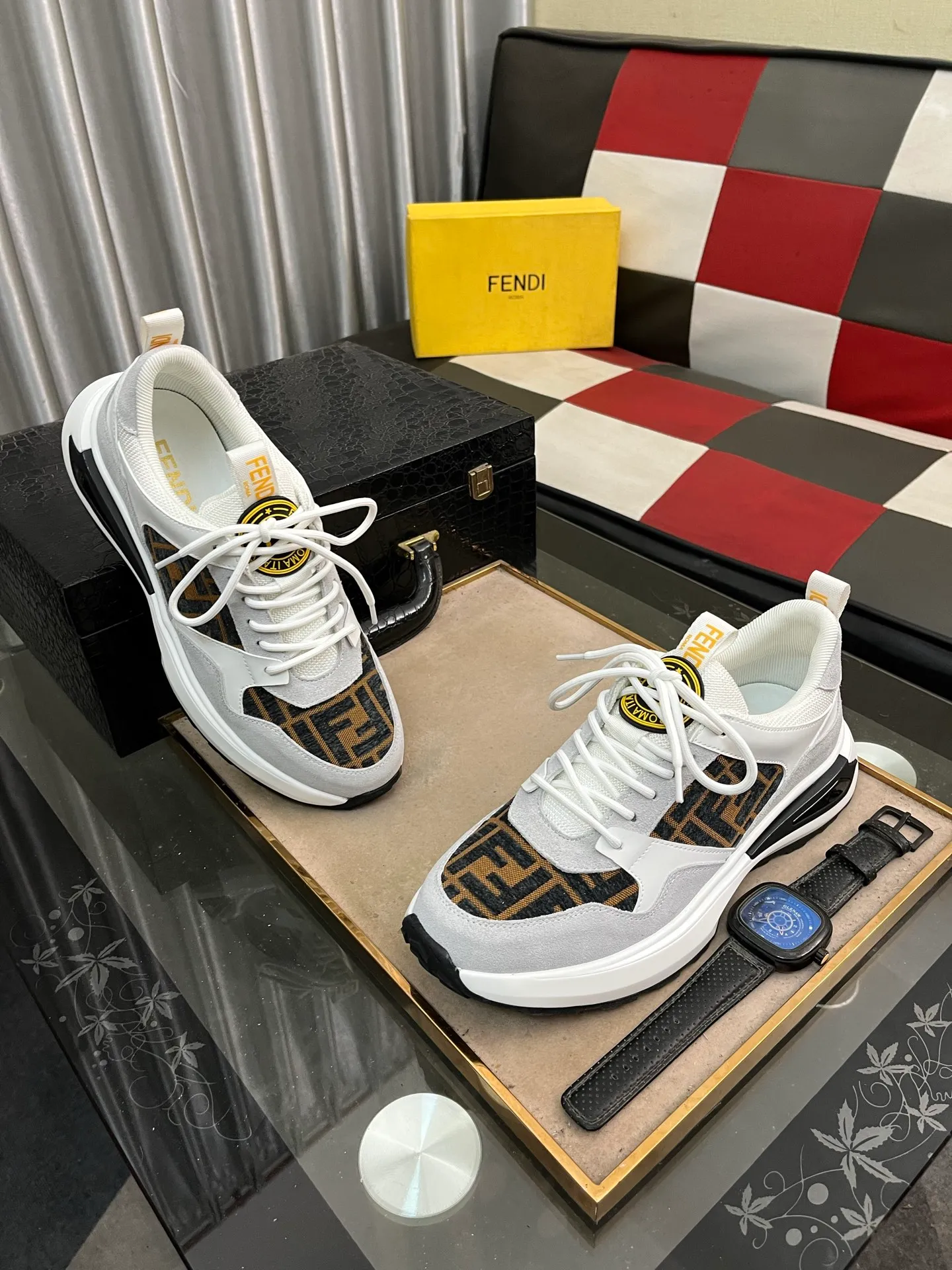 Men's shoes 💰458⌚️⌚️FENDI "FENDI" Regular size: 38-44 (casual shoes) Product materials: Selected cowhide upper, soft sheepskin lining; original outsole. 6️⃣colors available